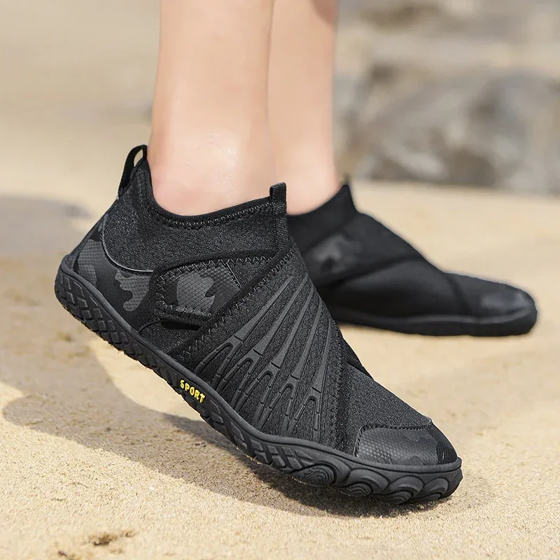 Men's Quick-Dry Wide-Toe Adjustable Water Shoes - Image 6